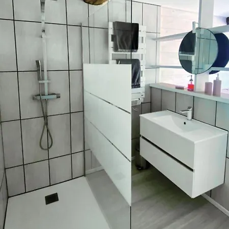 Gasthuis Le Canard Sur Le Dos